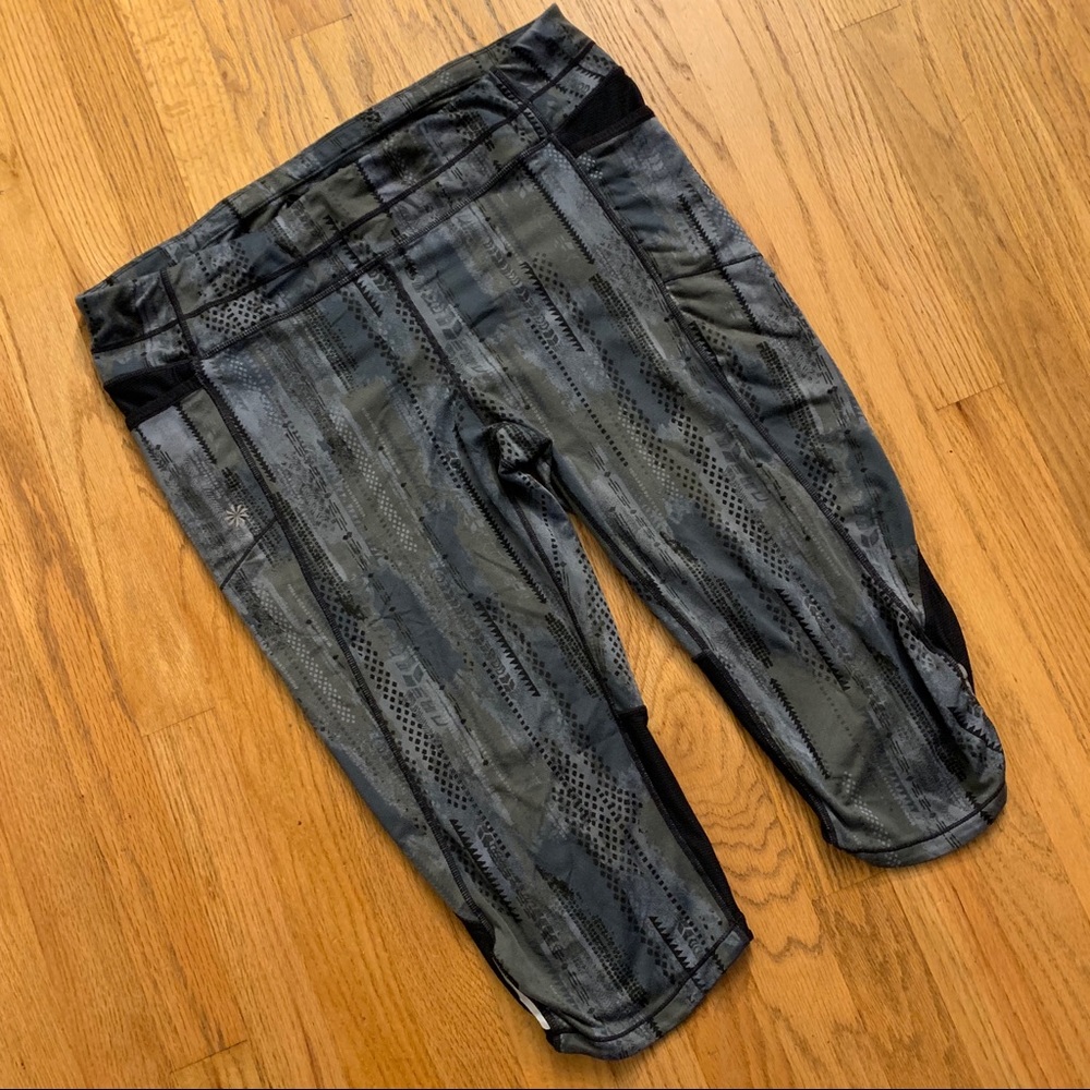 Athleta All in Running Crop Capri Leggings 1X rare